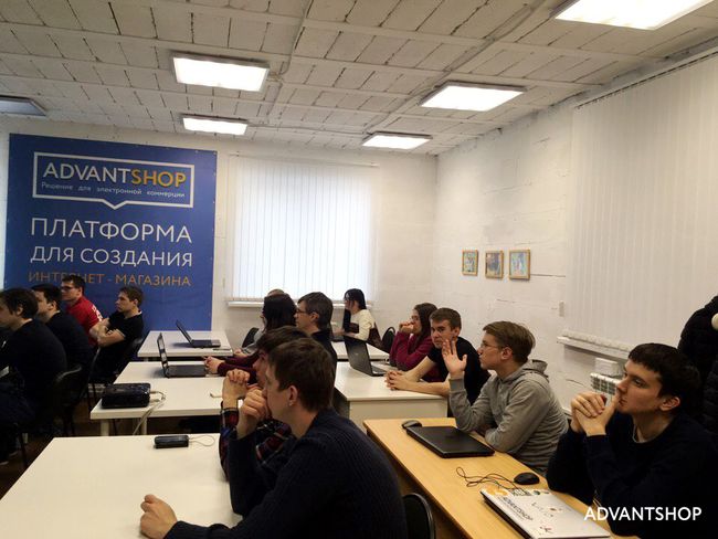 Студенты обучающего курса